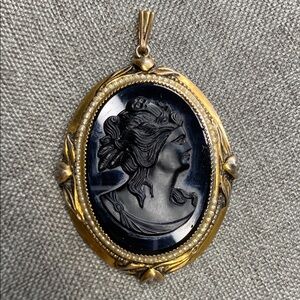 Vintage Black Cameo Locket Pendant Gold Tone Seed Pearl Frame Victorian Revival